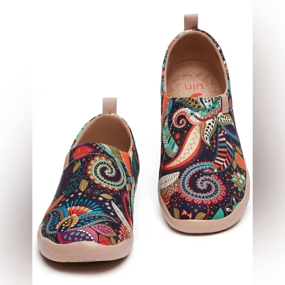 UIN Women Floral Art Sneaker Painted Canvas Slip-On Travel Shoes(Wonder Mandala)